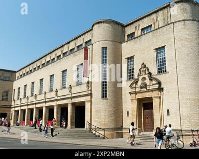 View of the Weston Library part of the Bodleian Library of the Oxford University Stock Photo