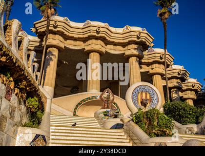 The Dragon Staircase, the entrance to Antoni Gaudí's Park Güell (Barcelona, Catalonia, Spain) ESP: La escalinata del dragón, en el parque Güell Stock Photo