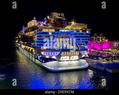 Miami, Florida, USA - 27 january 2024: Royal Caribbean International cruise ship Icon of the Seas, which is the largest in the world Stock Photo