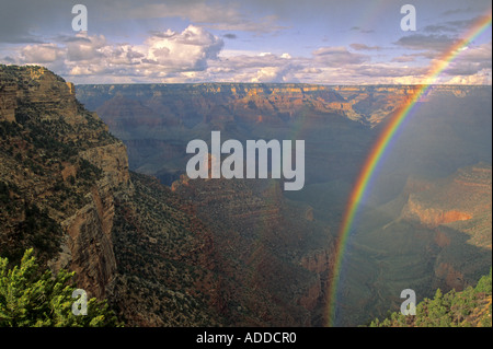 A rainbow spans the Grand Canyon viewed from the South Rim ,Grand Canyon National Park, Arizona, USA Stock Photo