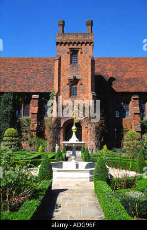 Old Palace Ostseite - Hatfield House - Hertfordshire Stock Photo