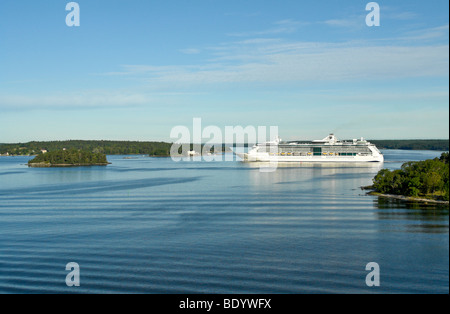 The Royal Caribbean International cruise ship Jewel of the Seas sails through the archipelago as she approaches Stockholm Sweden Stock Photo