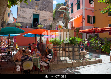 Restaurant at Piazzetta Largo Taragio, Corniglia, National park Cinque Terre, Unesco World Heritage site, Liguria di Levante, Italy, Mediterranean sea Stock Photo