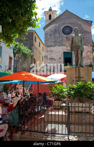 Restaurant at Piazzetta Largo Taragio, Corniglia, National park Cinque Terre, Unesco World Heritage site, Liguria di Levante, Italy, Mediterranean sea Stock Photo