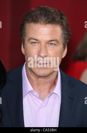 ALEC BALDWIN ROCK OF AGES. WORLD PREMIERE HOLLYWOOD LOS ANGELES CALIFORNIA USA 08 June 2012 Stock Photo