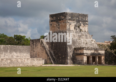 The Temple of the Jaguars at Chichen Itza, Mexico Stock Photo