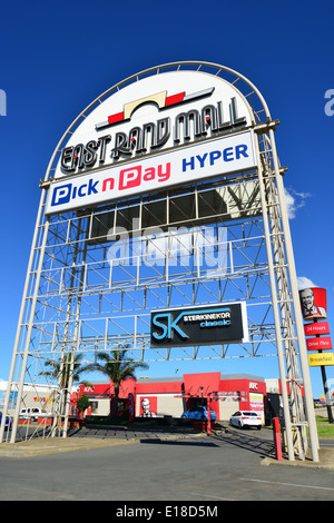 Welcome sign in front of East Rand Mall, Boksburg, East Rand, Gauteng Province, Republic of South Africa Stock Photo