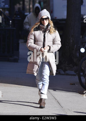 Sarah Jessica Parker heads on two separate school runs in the West Village  Featuring: Sarah Jessica Parker Where: New York City, New York , United States When: 04 Mar 2013 Stock Photo