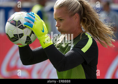 May 30, 2015: USA Women's National Team goalkeeper Ashlyn Harris (18) holds the ball prior to the United States Womens vs. Korea Republic- International Friendly at Redbull Arena in Harrison, NJ. The US Women's National Team played The Korea Republic to a 0-0 draw. (Mandatory Credit: Kostas Lymperopoulos/Cal Sport Media Stock Photo