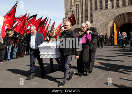 Copenhagen, Denmark, April 2nd, 2016. The coffin of former Danish Prime Minister, Anker Joergensen is carried out of the church to the hearse, at the funeral at Grundvigs Kirke. Credit:  OJPHOTOS/Alamy Live News Stock Photo