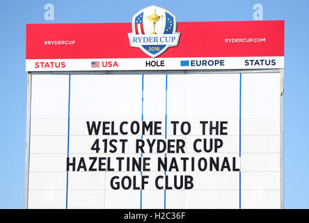 A welcome to the Ryder Cup sign is seen during a practice session ahead of the 41st Ryder Cup at Hazeltine National Golf Club in Chaska, Minnesota, USA. Stock Photo