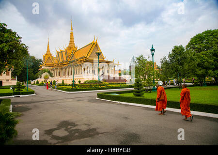 Royal Palace and National Museum. Phnom Penh, Cambodia Stock Photo