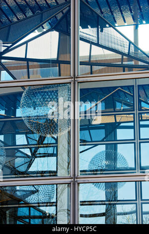 Malin Architectural Expanded Metal Kite sculptures at Centre MK, Milton Keynes Shopping Centre. Milton Keynes, Buckinghamshire, England Stock Photo