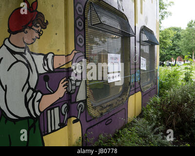 Manchester, UK. 8th June, 2017. The polling station at Newton Heath Library, in Manchester for the Manchester Central seat held by Labour MP Lucy Powell on Thursday 8th June 2017 for the snap general election accounced by Theresa May Credit: Chris Rogers/Alamy Live News Stock Photo