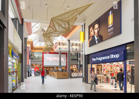 Interior of The Mall Shopping Centre, High Street, Walthamstow, London Borough of Waltham Forest, Greater London, England, United Kingdom Stock Photo