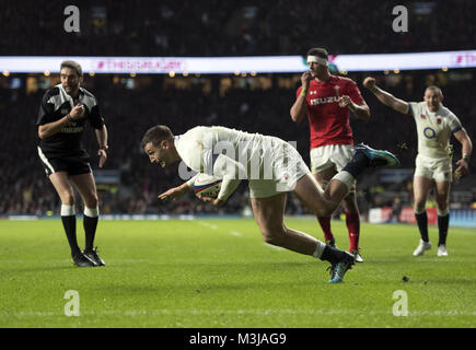 Twickenham, UK. 10th February, 2018: England's Jonny May scores his sides second try during the NatWest 6 Nations match at Twickenham Stadium, UK. Credit:Ashley Western/Alamy Live News  Photographer Ashley Western  England v Wales  World Copyright © 2018 Ashley Western. All rights reserved. 7 Victoria Mews, Earlsfield, London, SW18 3PY  Stock Photo