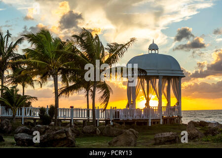 Wedding pavilion at the beach of Varadero with sunset in the resort Paradisus Varadero Resort & Spa, palm trees, clouds, romance, Varadero, Cuba, Matanzas, Cuba, North America Stock Photo