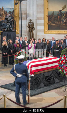 Washington, DC December 4, 2018: The casket of former President George H.W. Bush lies in the rotunda of the US Capitol in Washington DC. The 41st President died on November 30, 2018 and will be buried next to his wife and daughter in Texas. Patsy Lynch/MediaPunch Stock Photo