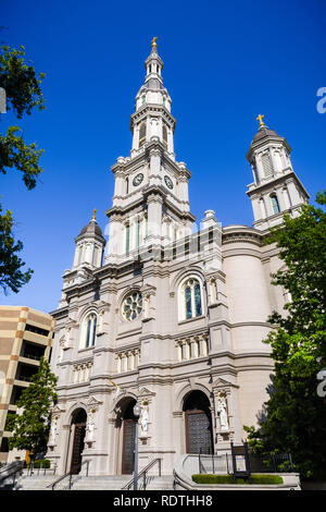 Cathedral of the Blessed Sacrament in downtown Sacramento, California Stock Photo