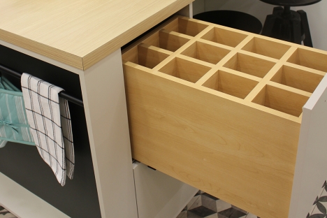 Drawer with Bottle storage