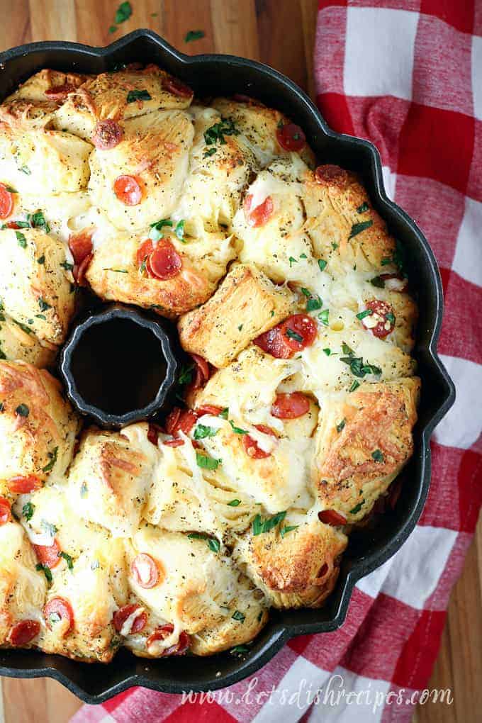 Pepperoni Pizza Monkey Bread