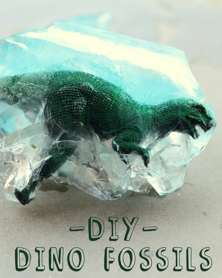 DIY Dino Fossils - the kids loved doing this! { lilluna.com } All you need is a toy dinosaur, water, and a plastic container.