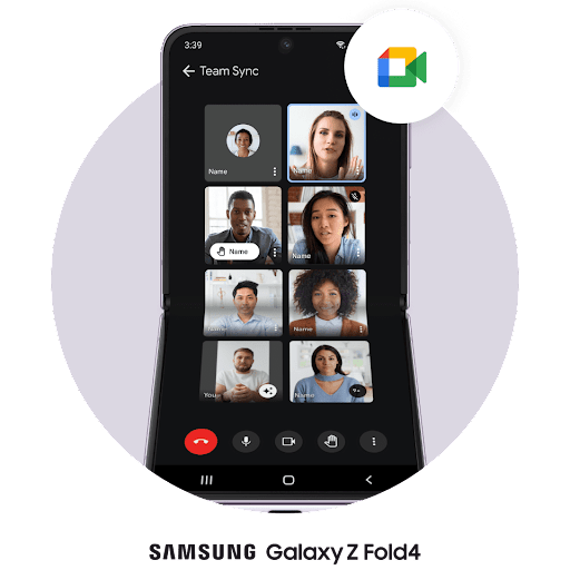 Le logo de Google Meet est affiché à côté d'un téléphone pliable ouvert à l'horizontale. Un appel vidéo est en cours avec sept autres participants.