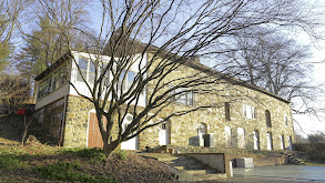 1740s Master Suite in a Barn thumbnail