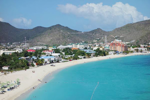 A sunny beach, made for lazing, during our day trip to St. Maarten.