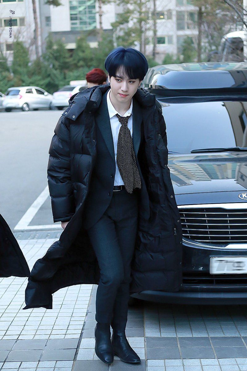 Yugyeom sports a sleek midnight blue color.