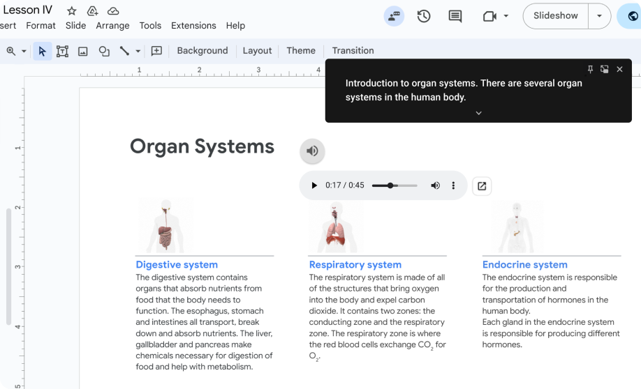 Se muestran subtítulos en tiempo real mientras un orador presenta una presentación de Presentaciones de Google.