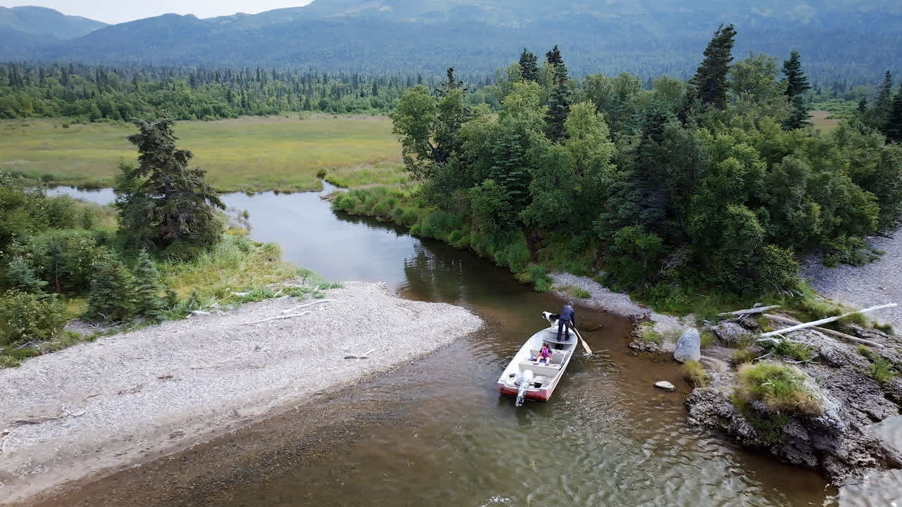 Watch Life Below Zero: First Alaskans live