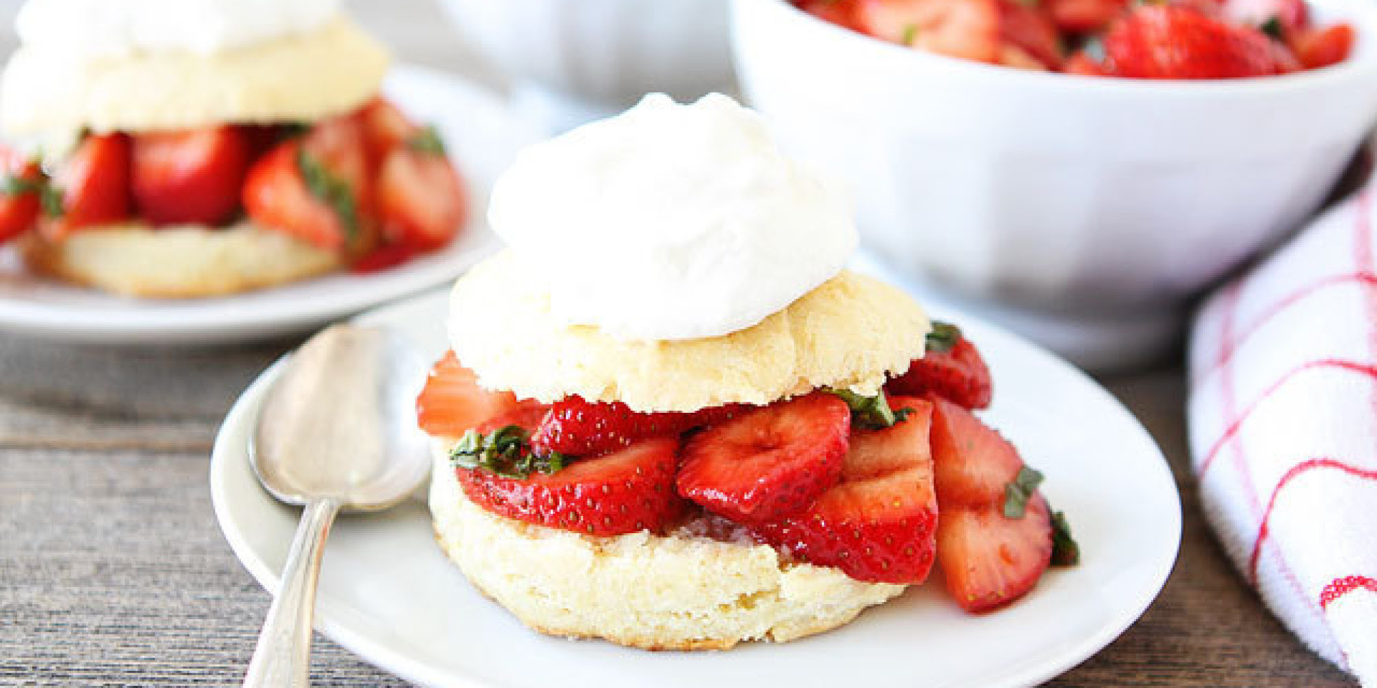 Desserts That'll Satisfy Your Whipped Cream Craving (PHOTOS) | HuffPost