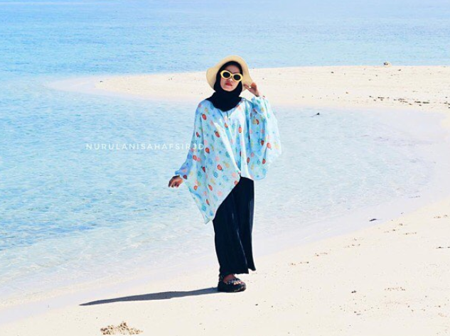 Inspirasi Fashion Buat Hijabers Liburan Ke Pantai Agar Tampil Kece