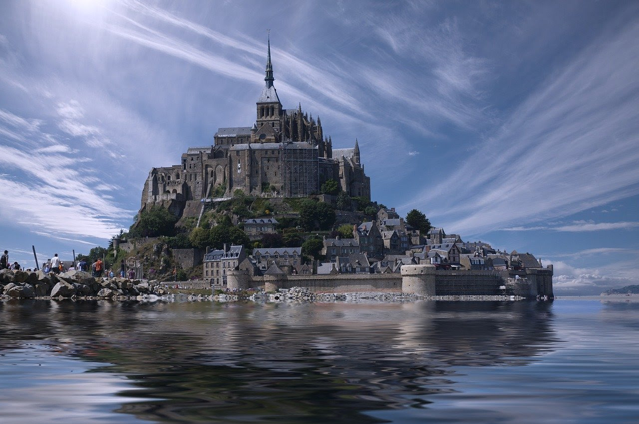 pic High Tide Mont St Michel France normandy gite holidays