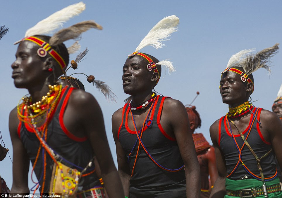 Important: For Turkana men, ostrich feathers are a sign of adulthood and are thus hugely expensive - two ostrich feathers are worth the same as a goat to the tribe