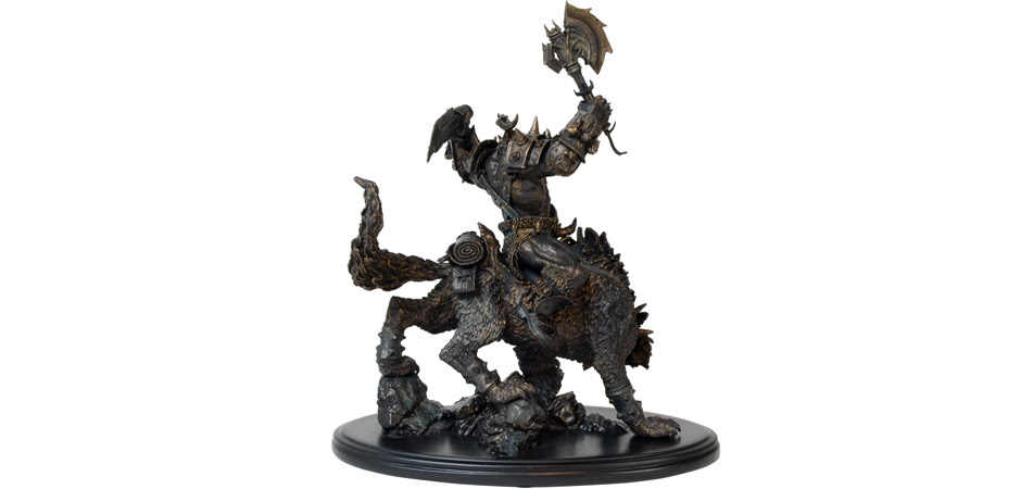 World of Warcraft Orc Wolfrider 10th Annivesary Statue by Happy Worker