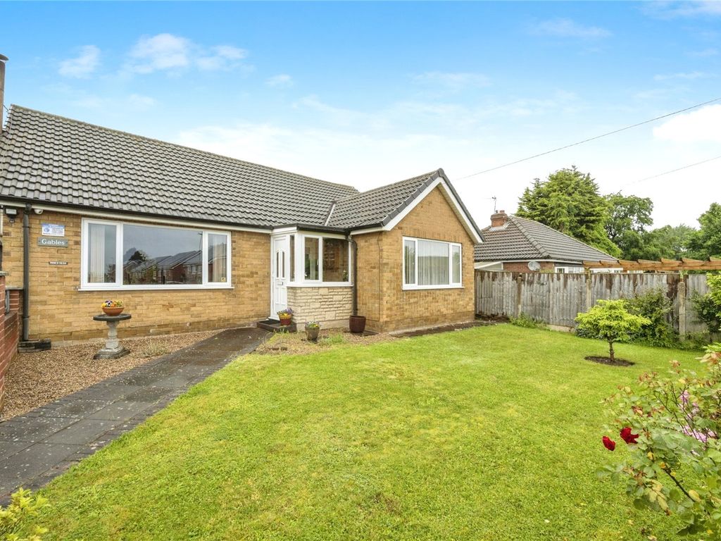 3 bed bungalow for sale in Barton Lane, Armthorpe, Doncaster, South ...