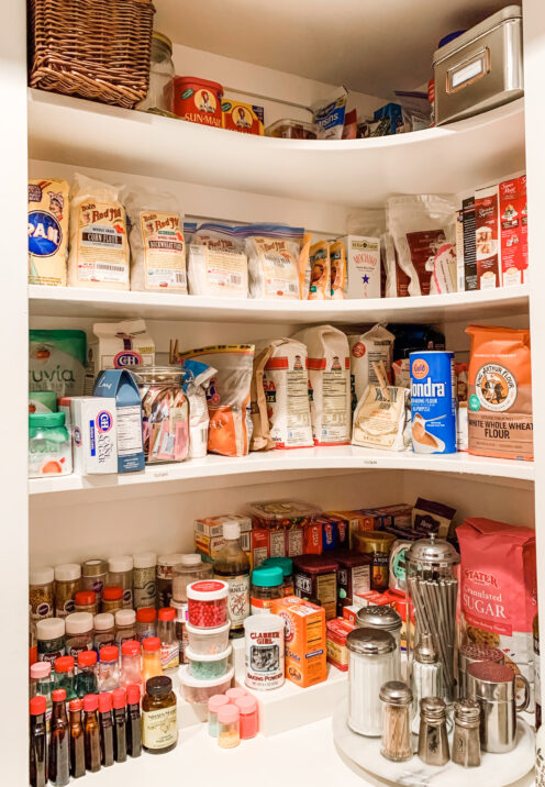 SMART IDEAS AND TIPS FOR ORGANIZING YOUR KITCHEN PANTRY | www.AfterOrangeCounty.com | #Pantry #Kitchen #HomeOrganization