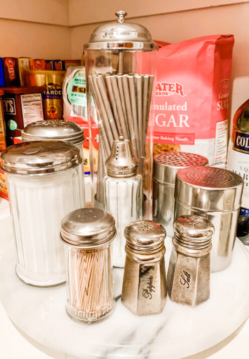 SMART IDEAS AND TIPS FOR ORGANIZING YOUR KITCHEN PANTRY | www.AfterOrangeCounty.com | #Pantry #Kitchen #HomeOrganization