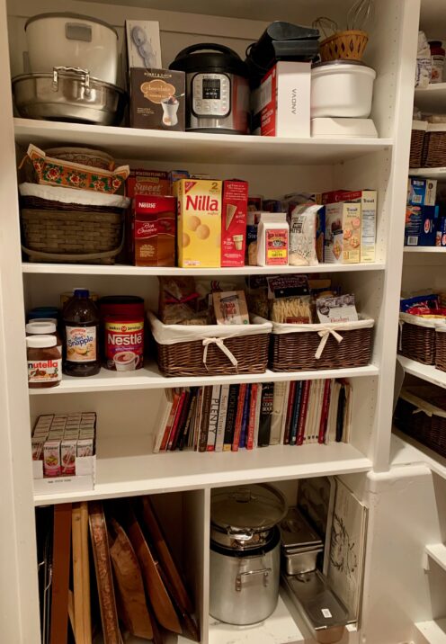 SMART IDEAS AND TIPS FOR ORGANIZING YOUR KITCHEN PANTRY | www.AfterOrangeCounty.com | #Pantry #Kitchen #HomeOrganization