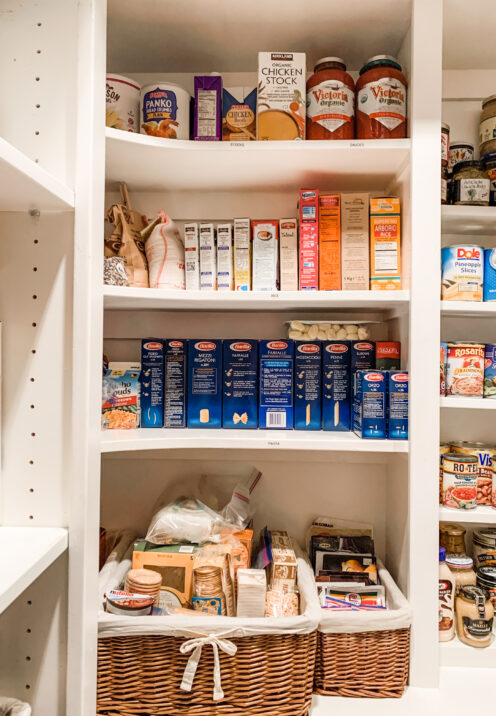 SMART IDEAS AND TIPS FOR ORGANIZING YOUR KITCHEN PANTRY | www.AfterOrangeCounty.com | #Pantry #Kitchen #HomeOrganization