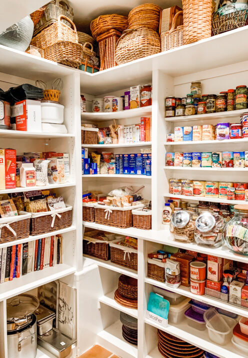 SMART IDEAS AND TIPS FOR ORGANIZING YOUR KITCHEN PANTRY | www.AfterOrangeCounty.com | #Pantry #Kitchen #HomeOrganization