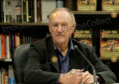 Gene Hackman Photo - New York, NY May 15, 2008
Bookstore appearance by Gene Hackman and 
co-author Daniel Lenihan, who discuss their latest 
book on the Civil War, Escape from Andersonville.
Digital photo by Luiz Rampelotto-PHOTOlink.net