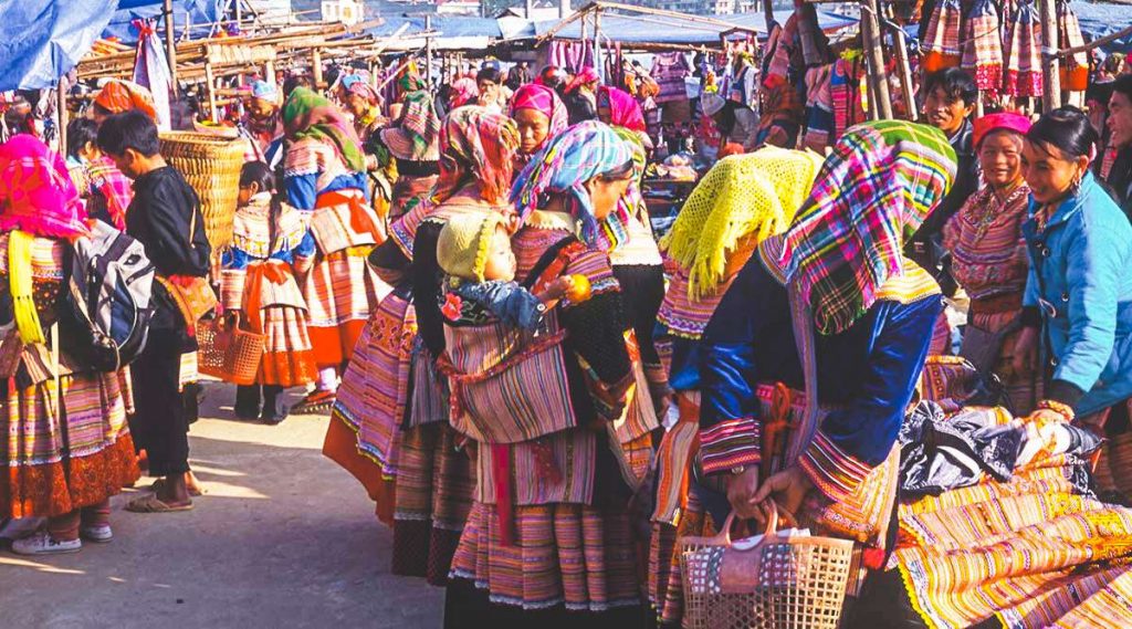 Bac Ha Market