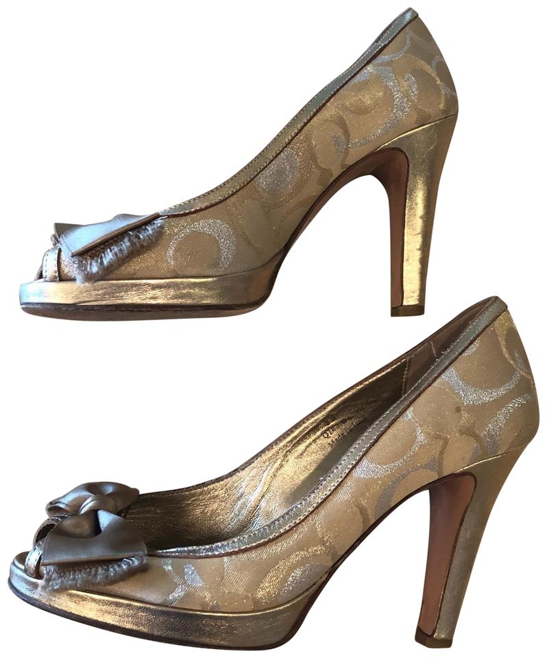 Coach Gold Logo - Coach Gold Logo “c” Pumps Size US 8 Regular (M, B) - Tradesy