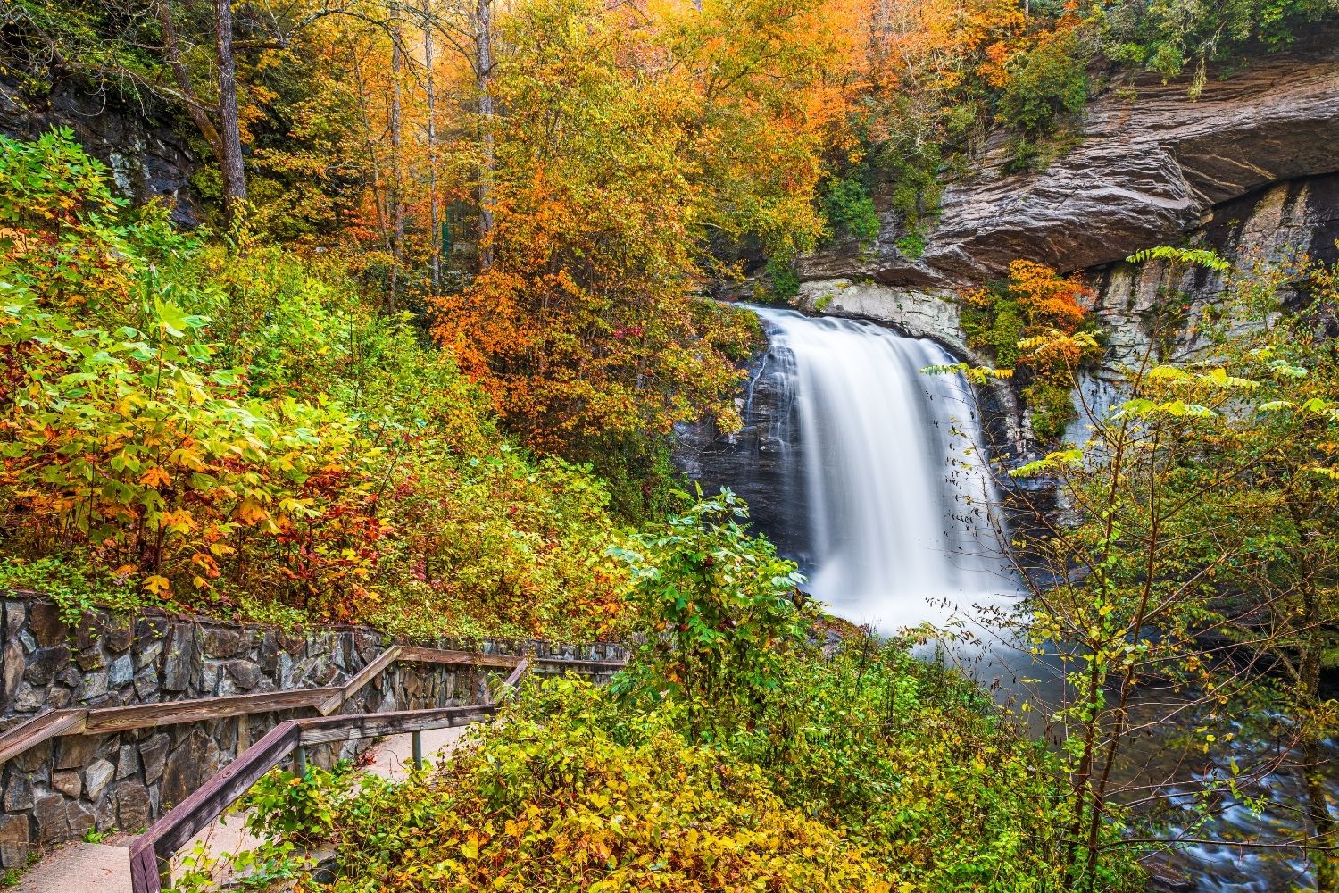 looking glass falls