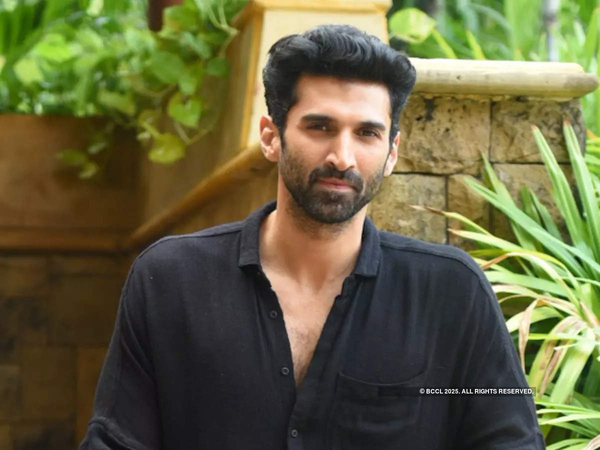 aditya roy kapur: It can be draining if you do same films ...