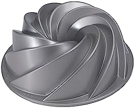 Nordic Ware Platinum Collection Heritage Bundt Pan