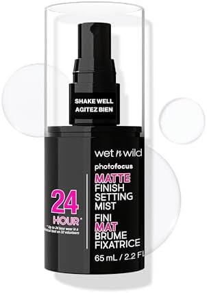 wet n wild Photo Focus Setting Mist, Up to 24HR Wear, Lightweight & Nourishing with Provitamin B5 & E, Suitable for All Skin Types, Cruelty-Free & Vegan - Natural Finish